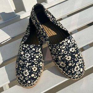 TORY BURCH Blue Floral Print Canvas Espadrille Flats Size 9.5M